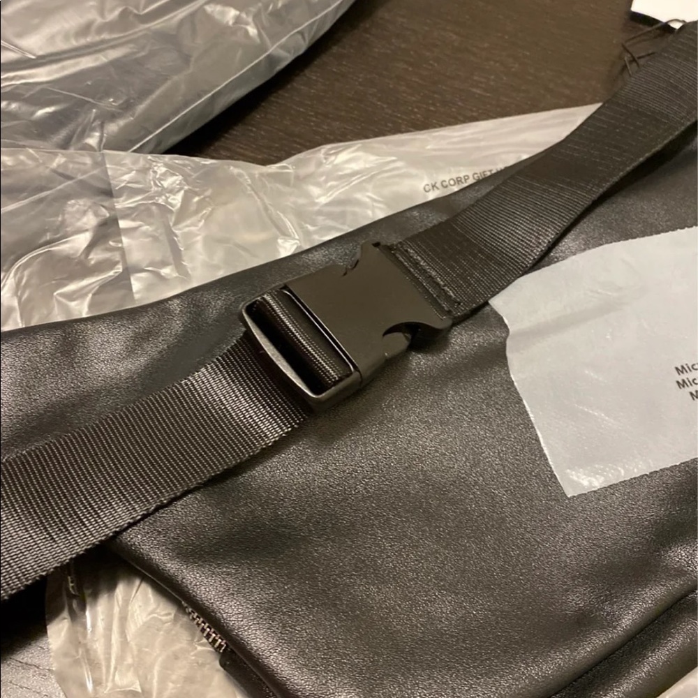 Fanny waist Pack pouch bag Calvin Klein - Picture 3 of 5